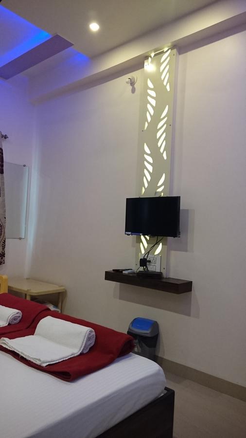 Yuvraj Lodge Osmanabad Ngoại thất bức ảnh